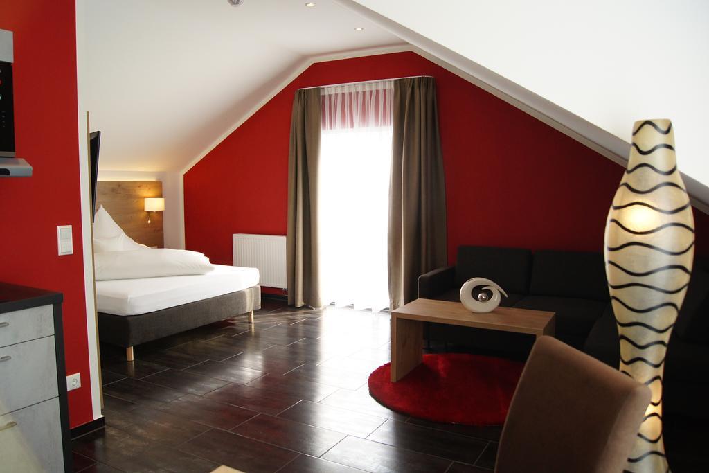 Gersthofer Auszeit Hotel Герстхофен Екстериор снимка